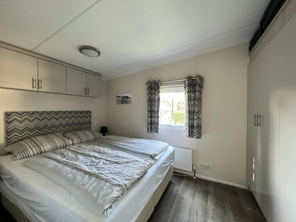 Chalet Am See Lathum Екстериор снимка
